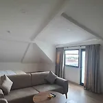 Hotel Petra Port 4*