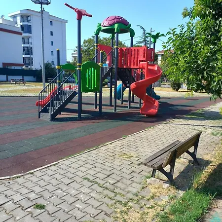 Petra Port Стамбул