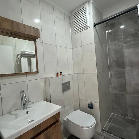Petra Port Hotel 4*