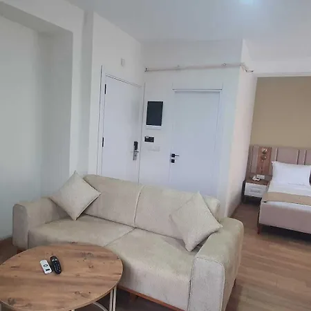 Petra Port Hotel